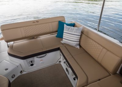 Sea Ray SDX 250 Inboard banquette d'angle